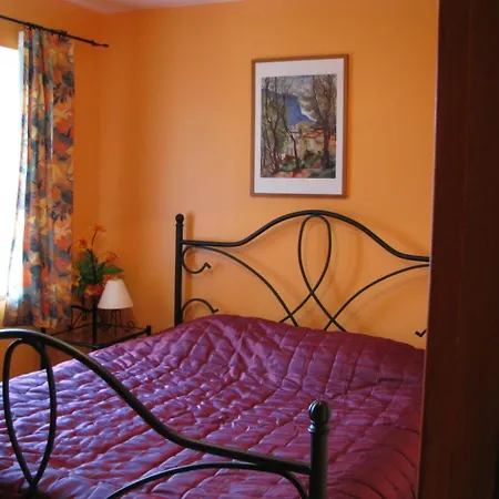 Chez Laure Casa de Férias La Horgne